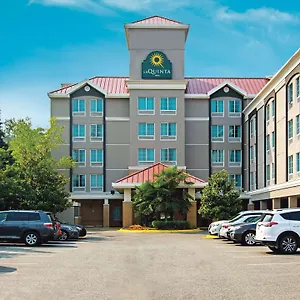 Hotel La Quinta By Wyndham Vancouver Airport ***